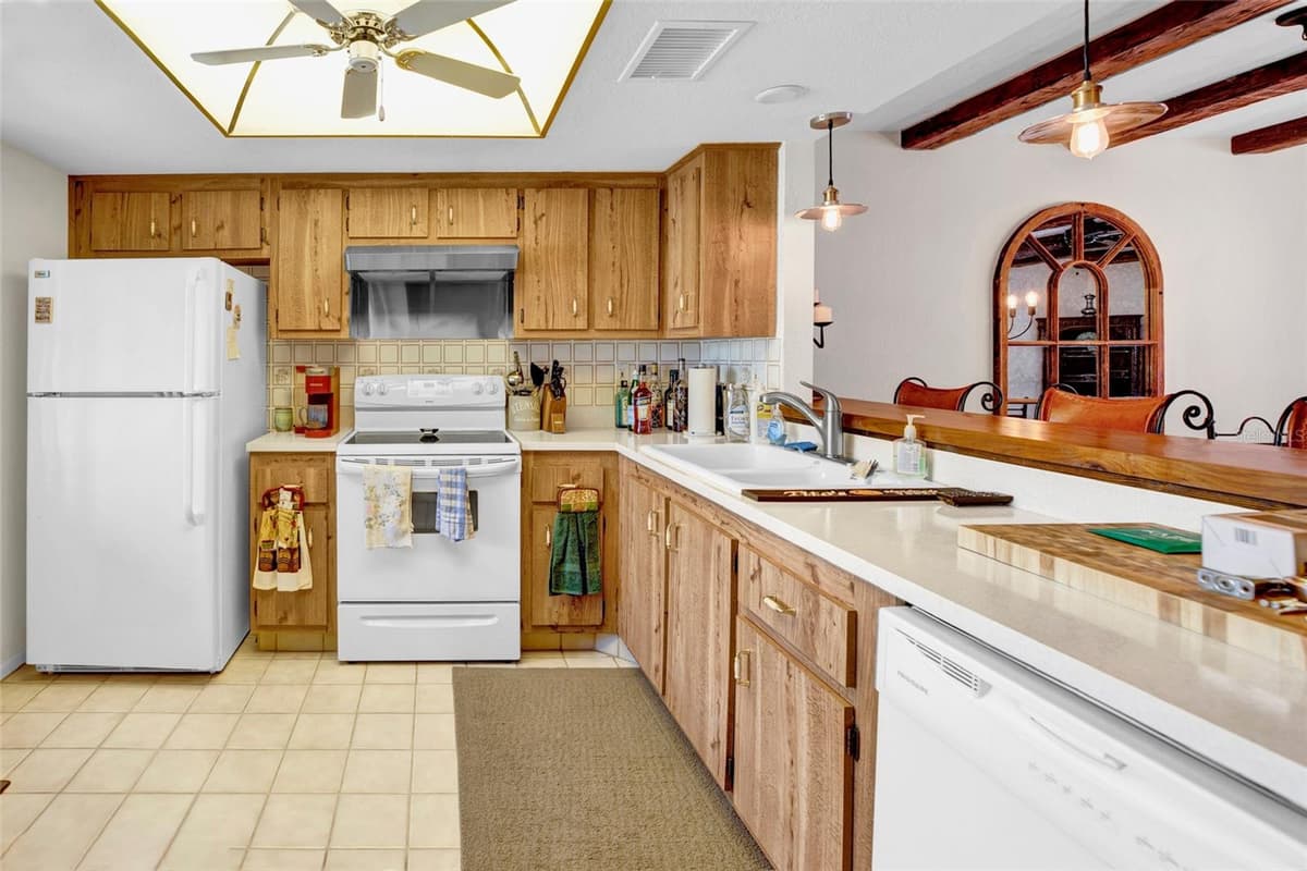 2465 NORTHSIDE DRIVE — photo 4 of 34