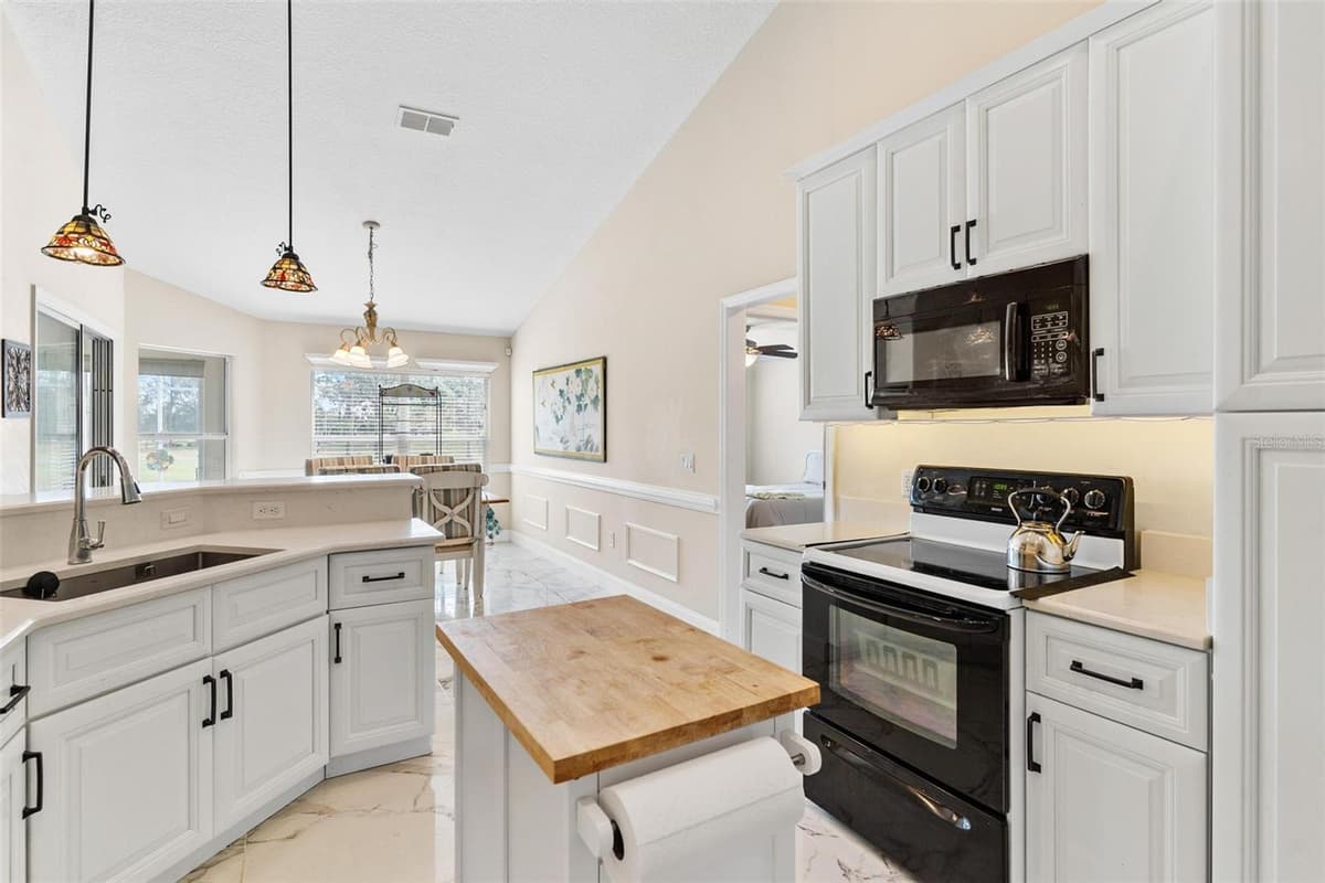 39320 HARBOR HILLS BOULEVARD — photo 16 of 71