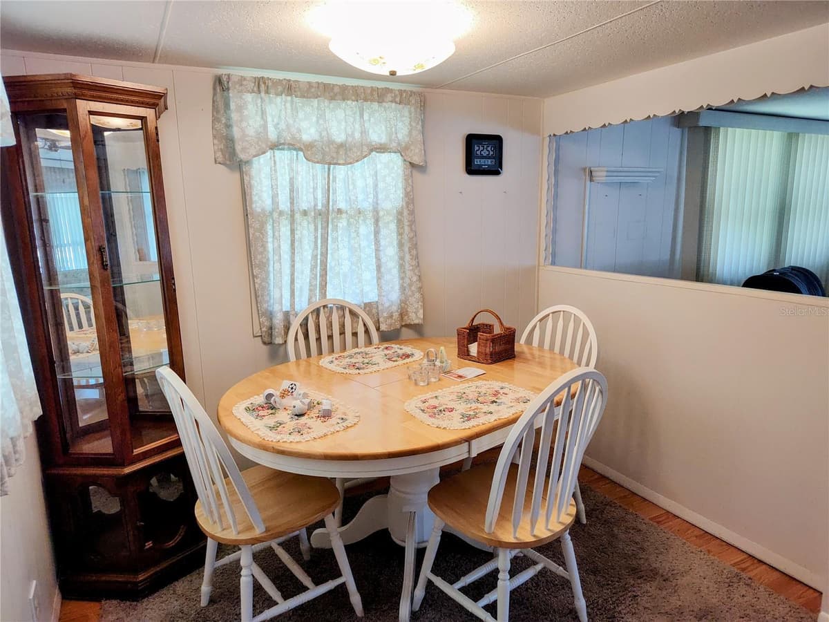 3420 LANARK DRIVE — photo 9 of 20