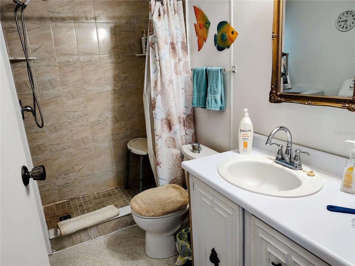 3420 LANARK DRIVE — photo 8 of 20