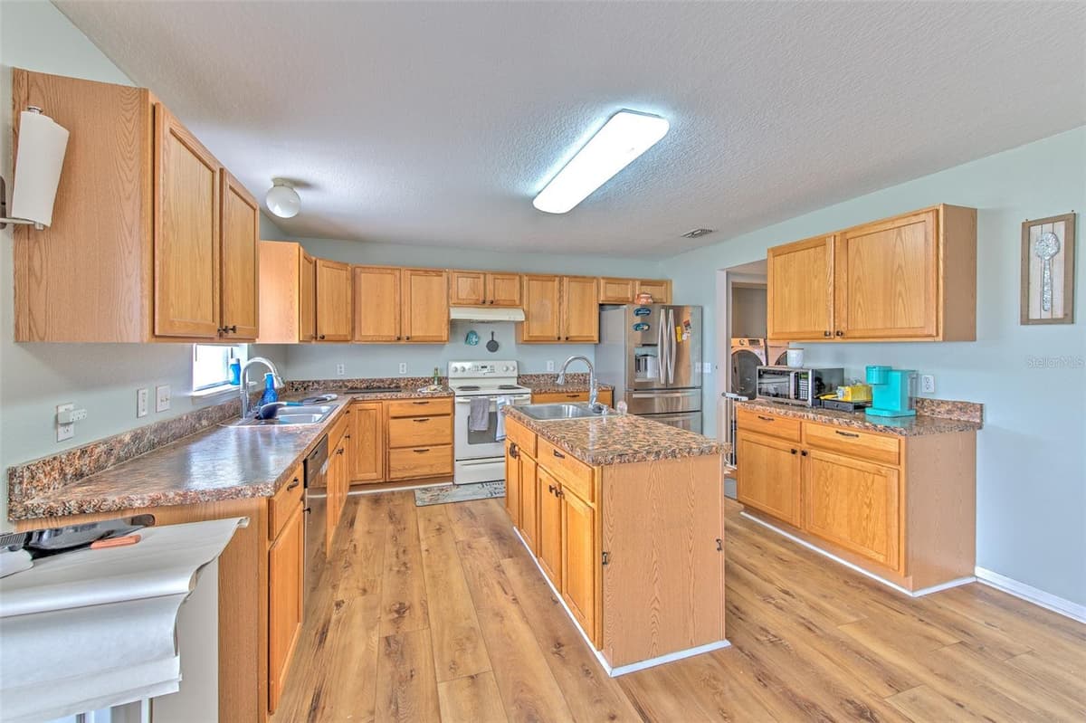 169 VISTA VIEW AVENUE — photo 5 of 37