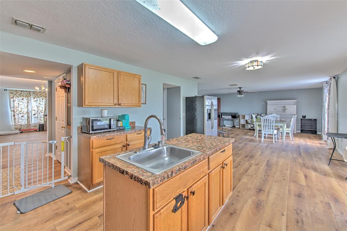 169 VISTA VIEW AVENUE — photo 6 of 37