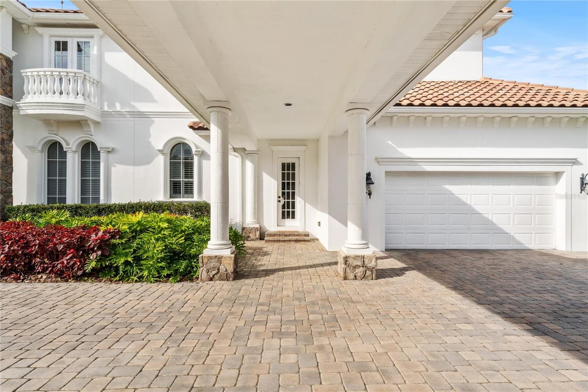9343 TIBET POINTE CIRCLE — photo 11 of 100