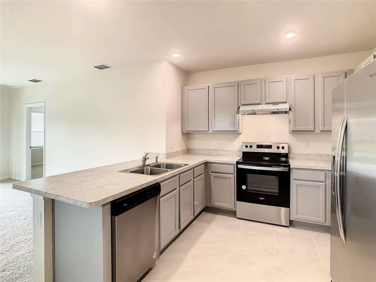 791 CHINOY ROAD — photo 6 of 28