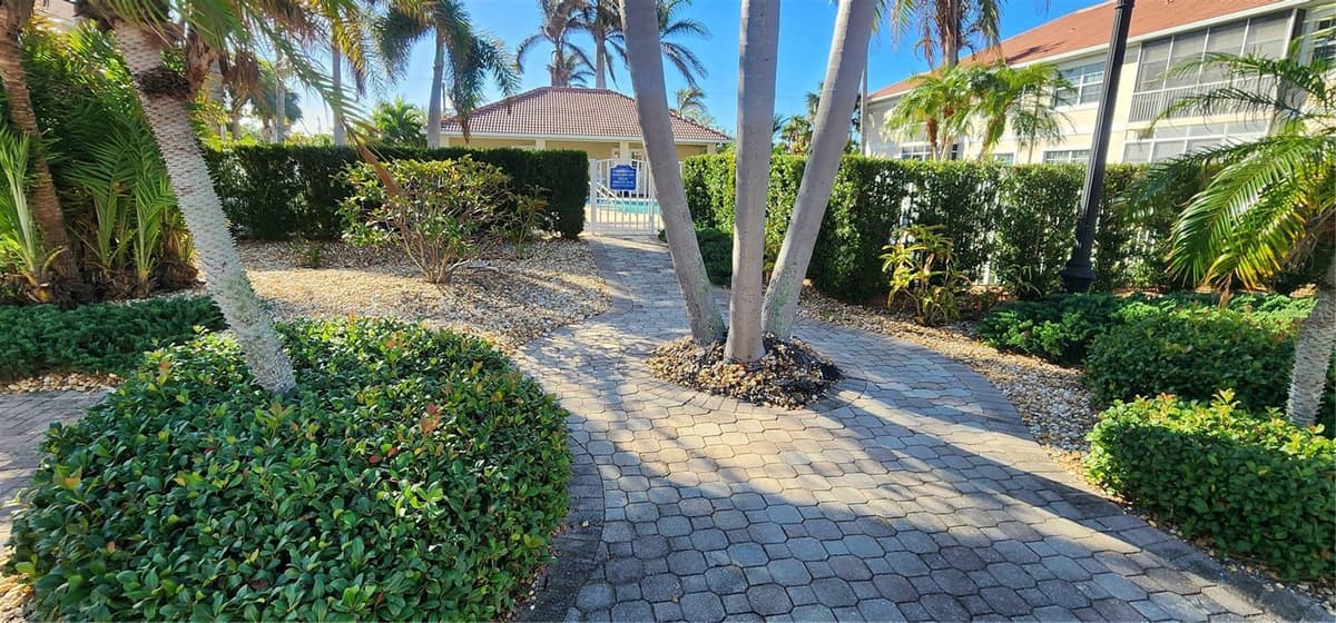 197 TROPICANA DRIVE — photo 59 of 63