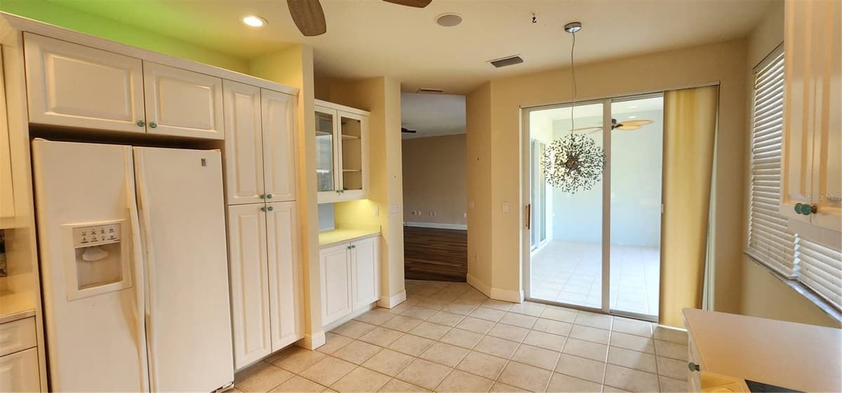 197 TROPICANA DRIVE — photo 22 of 63