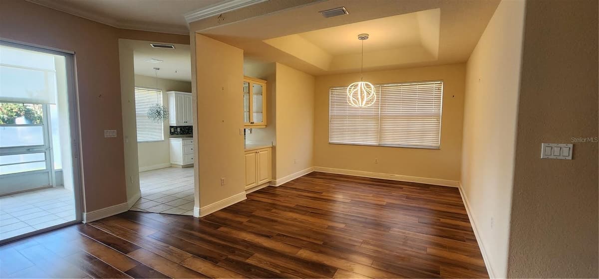 197 TROPICANA DRIVE — photo 15 of 63