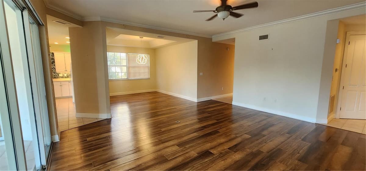 197 TROPICANA DRIVE — photo 14 of 63