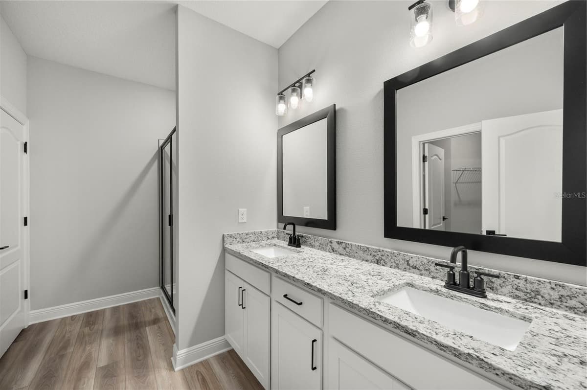 7752 SOMERSWORTH DRIVE — photo 5 of 7
