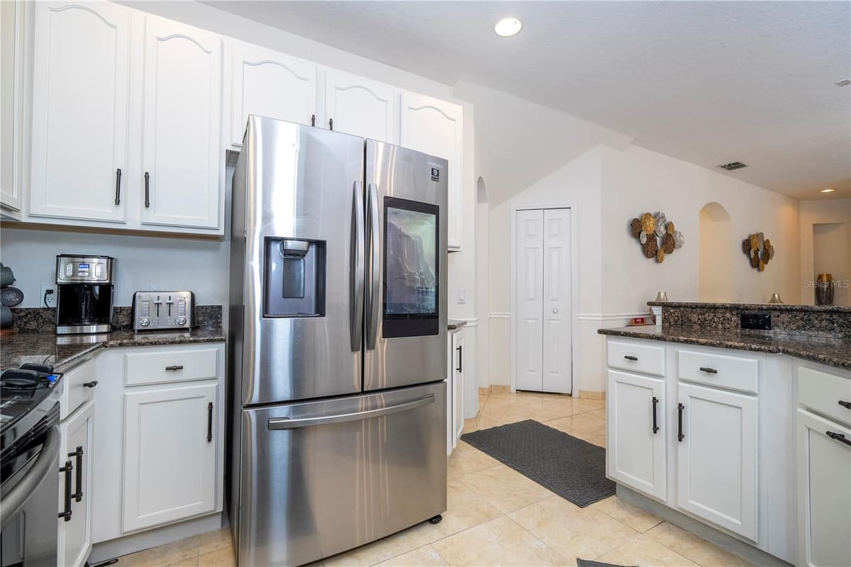 11410 RAPALLO LANE — photo 16 of 62