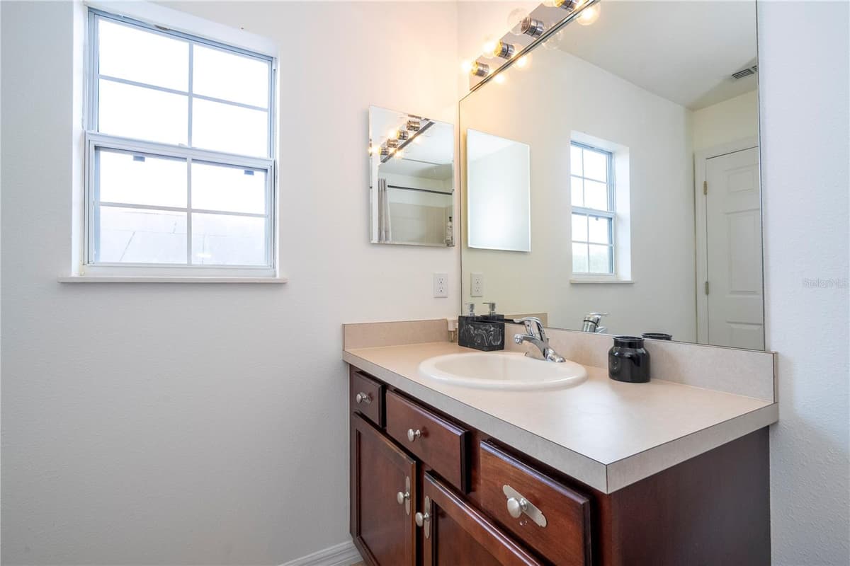 11410 RAPALLO LANE — photo 39 of 62