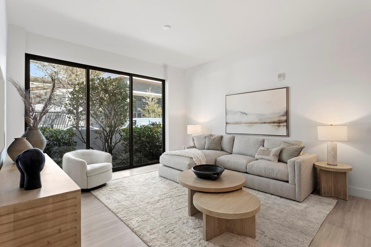 3020 SANTIAGO STREET — photo 18 of 81