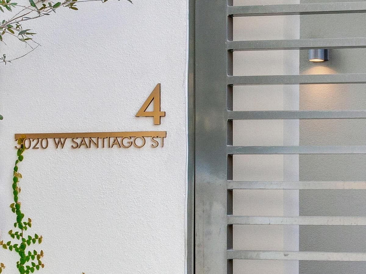 3020 SANTIAGO STREET — photo 3 of 81
