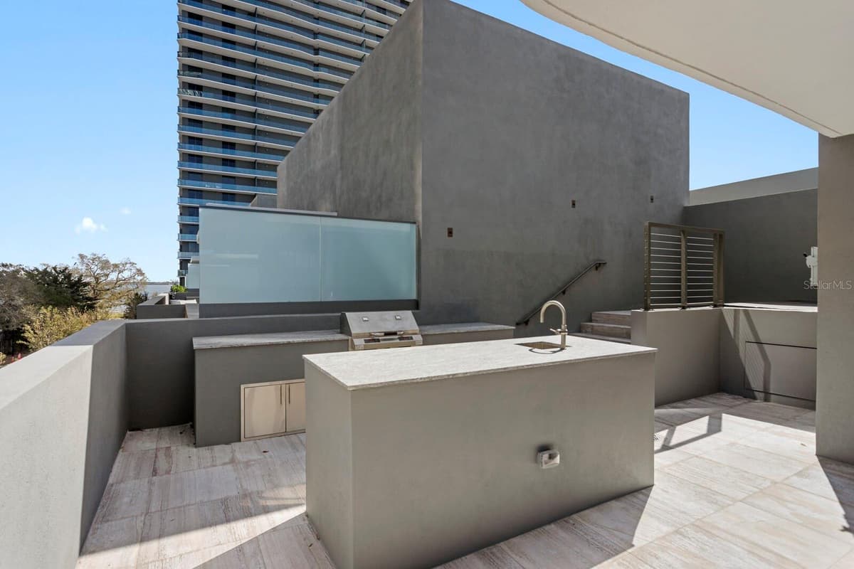 3020 SANTIAGO STREET — photo 52 of 81