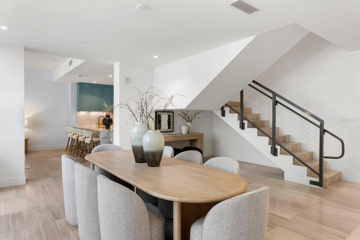 3020 SANTIAGO STREET — photo 11 of 81
