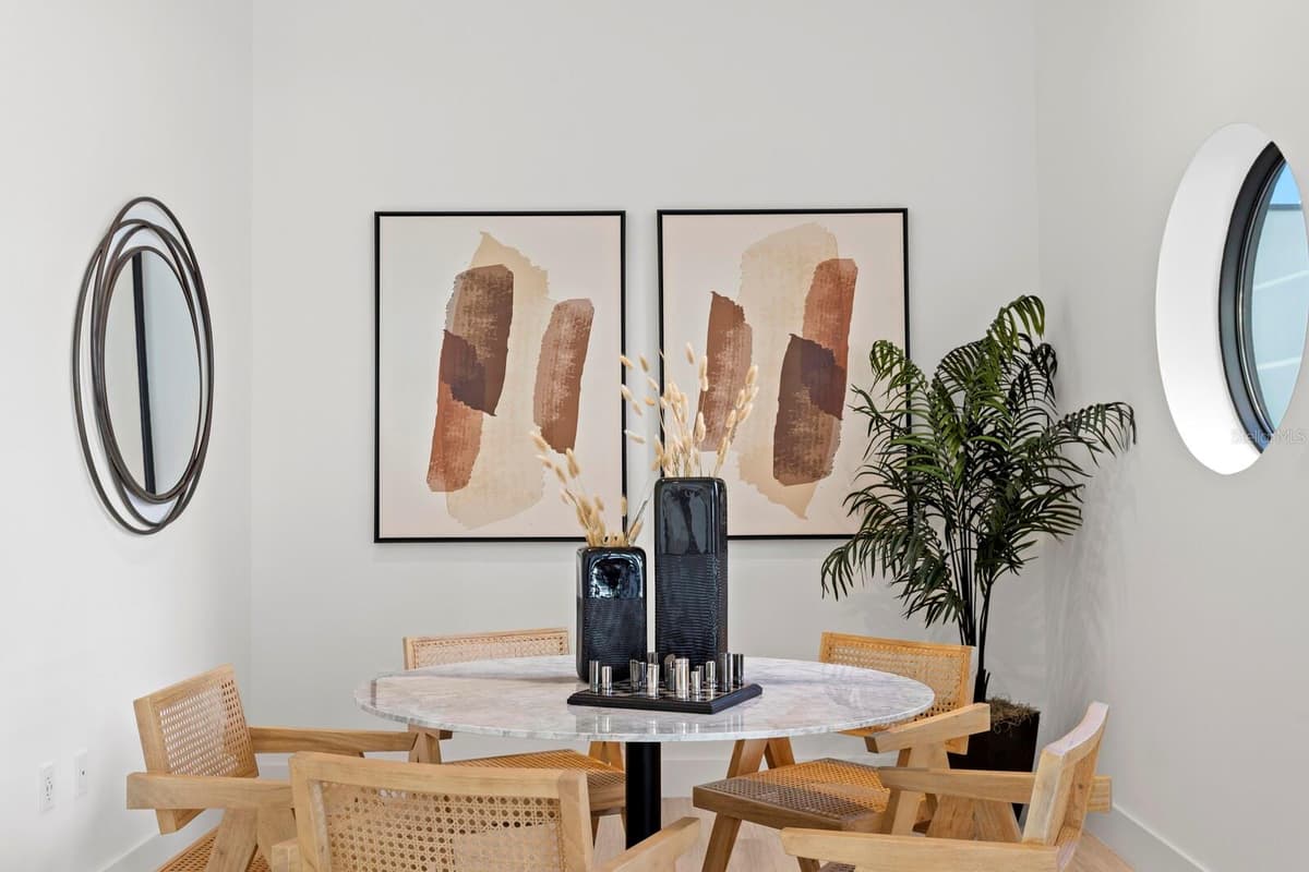 3020 SANTIAGO STREET — photo 46 of 81