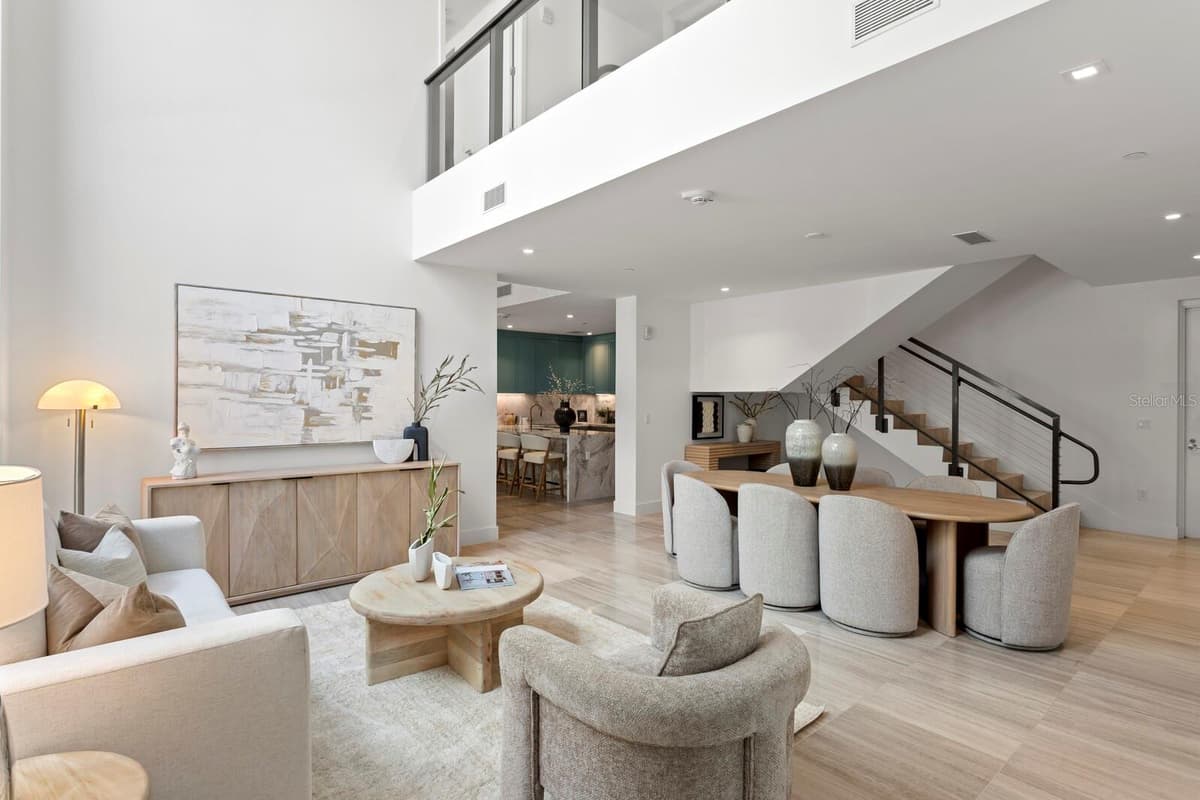 3020 SANTIAGO STREET — photo 12 of 81