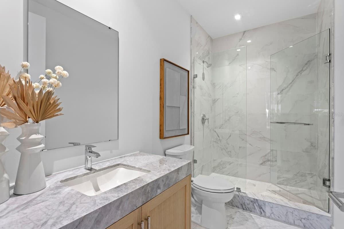 3020 SANTIAGO STREET — photo 23 of 81