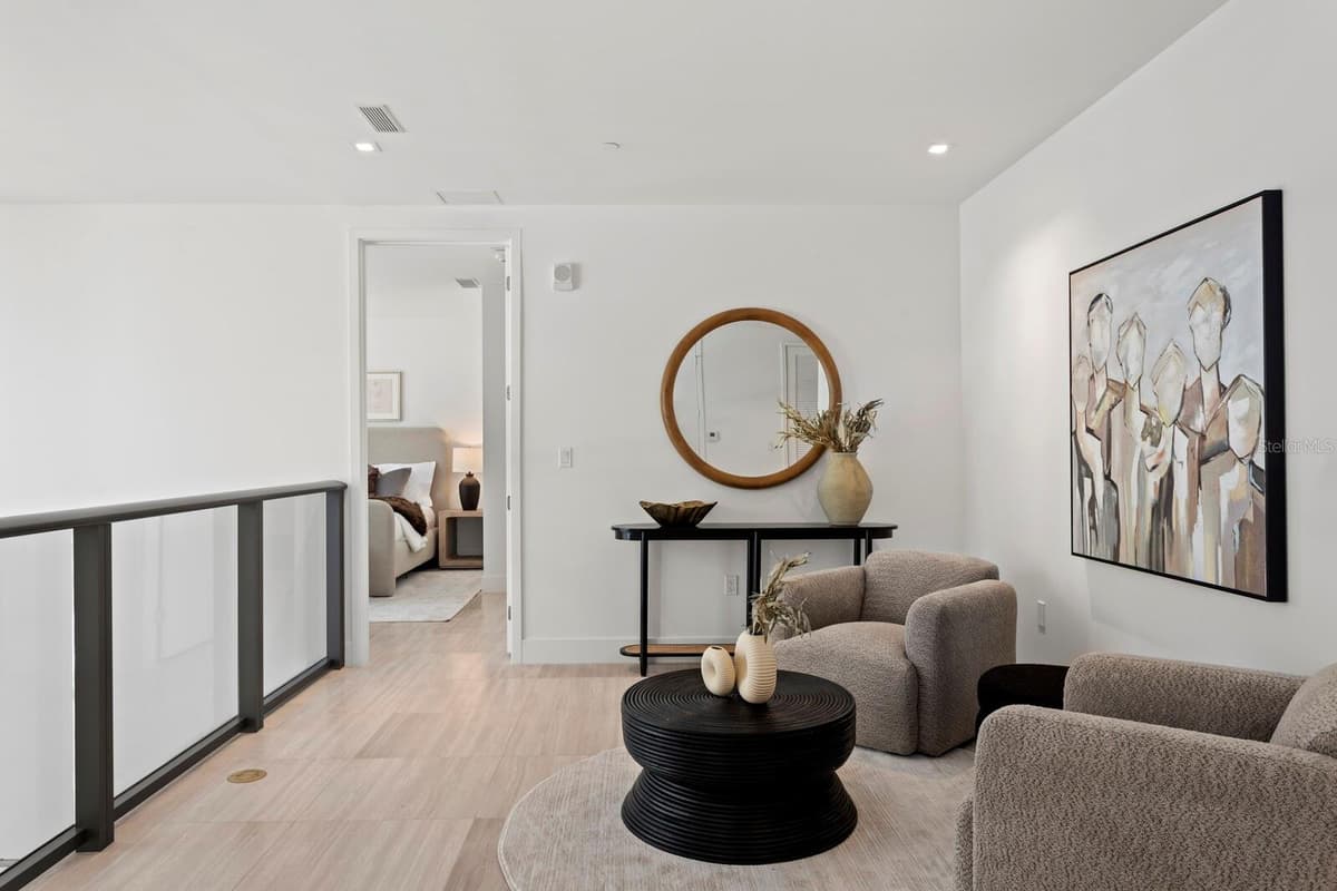 3020 SANTIAGO STREET — photo 29 of 81