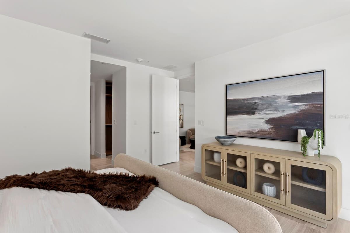 3020 SANTIAGO STREET — photo 35 of 81