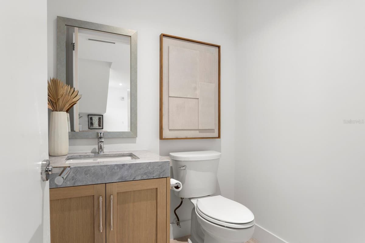 3020 SANTIAGO STREET — photo 25 of 81
