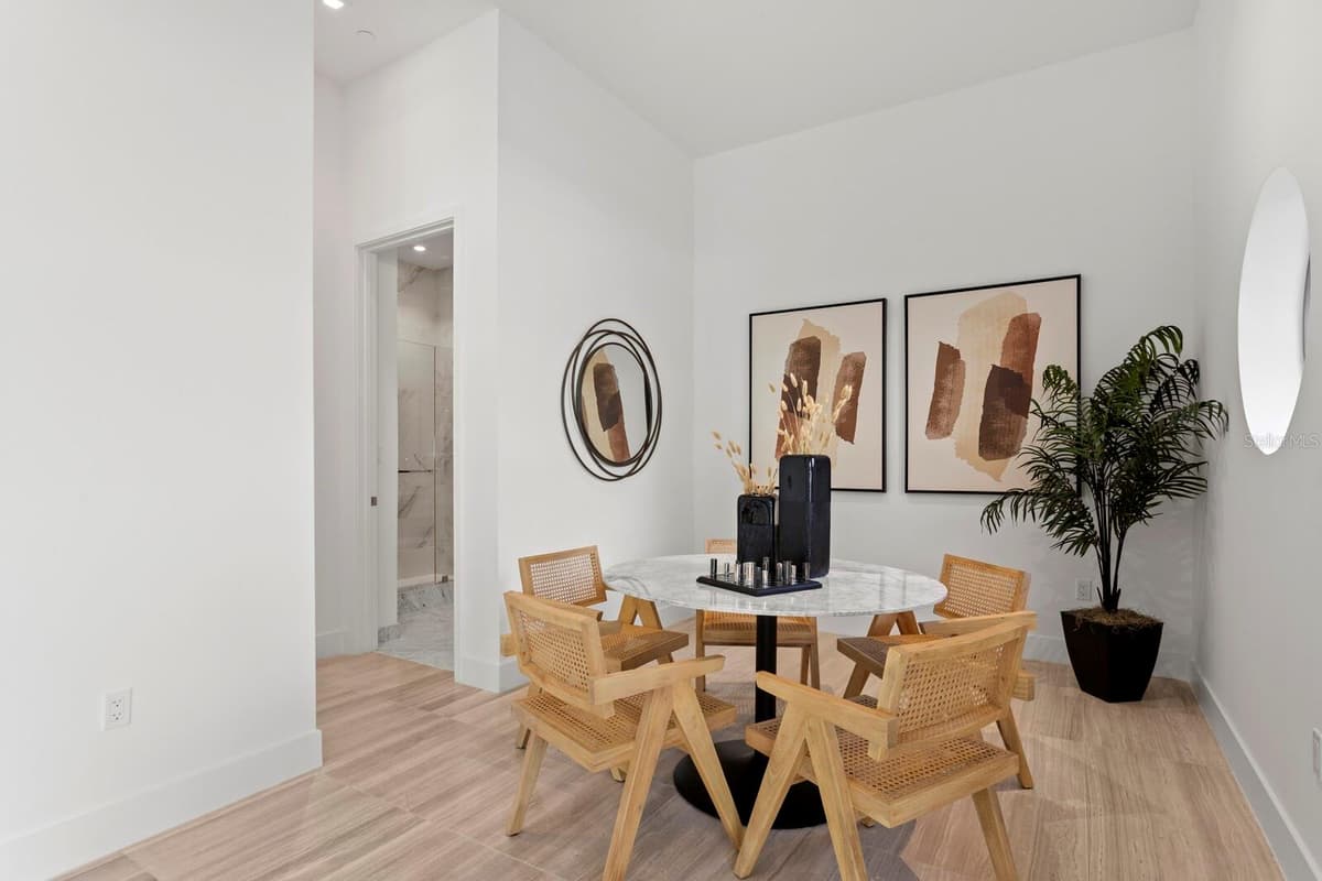 3020 SANTIAGO STREET — photo 47 of 81