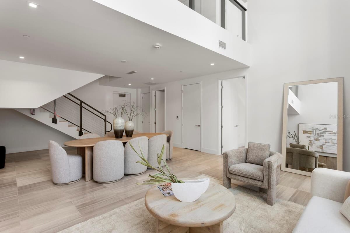 3020 SANTIAGO STREET — photo 24 of 81