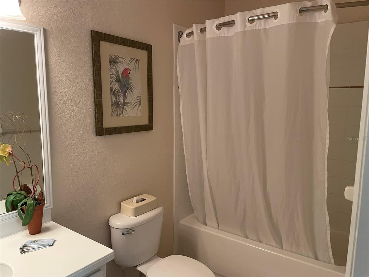 409 LUCAYA LOOP — photo 23 of 51