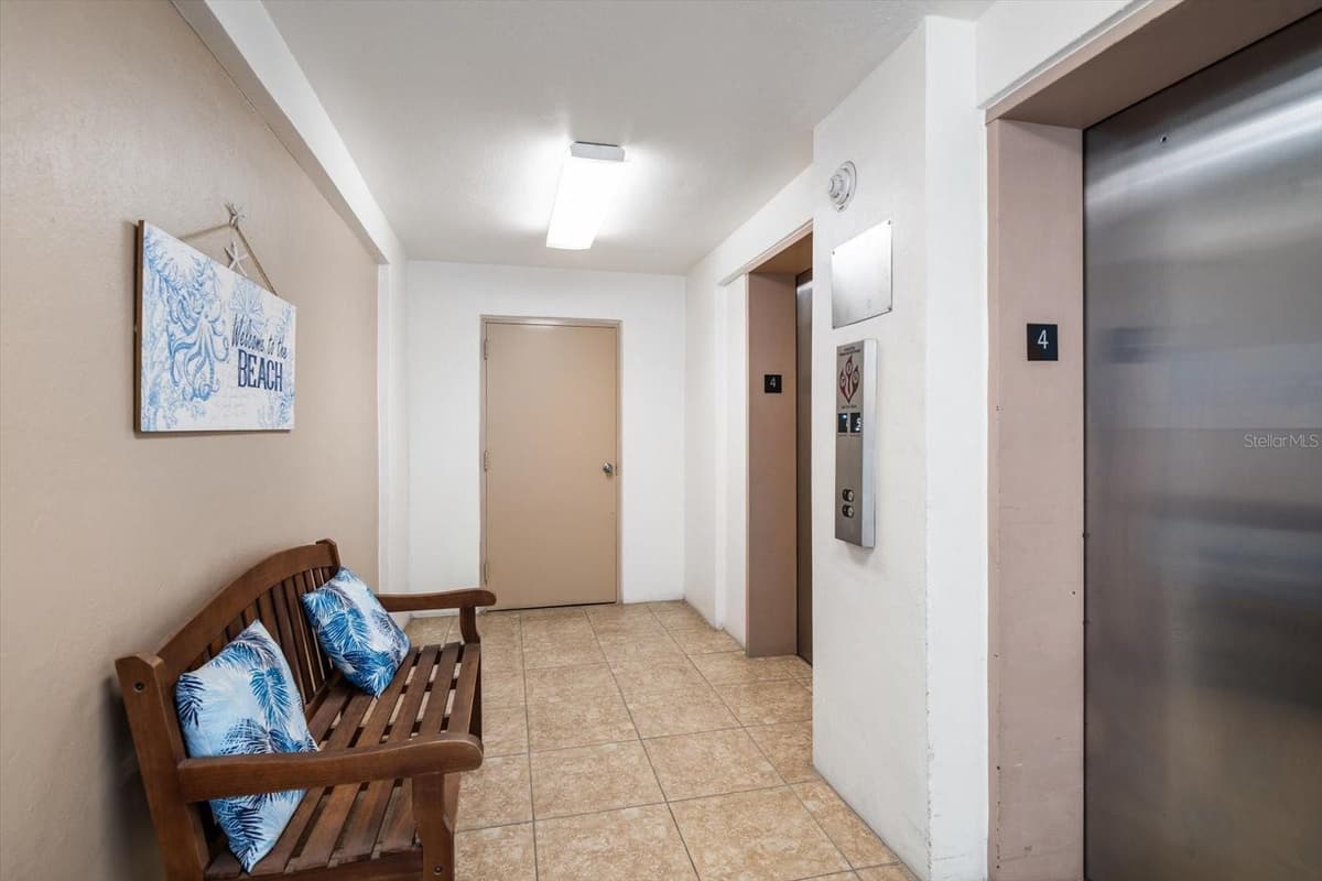 1230 GULF BOULEVARD — photo 37 of 43