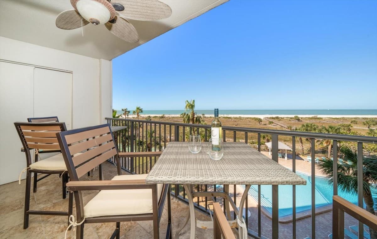 1230 GULF BOULEVARD — photo 7 of 43