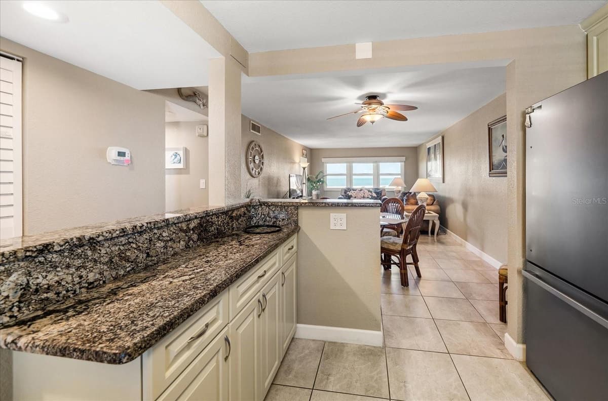 1230 GULF BOULEVARD — photo 17 of 43