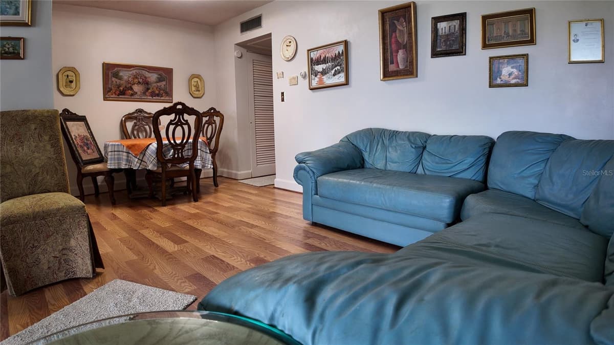 1600 LAKE PARKER DRIVE — photo 10 of 25