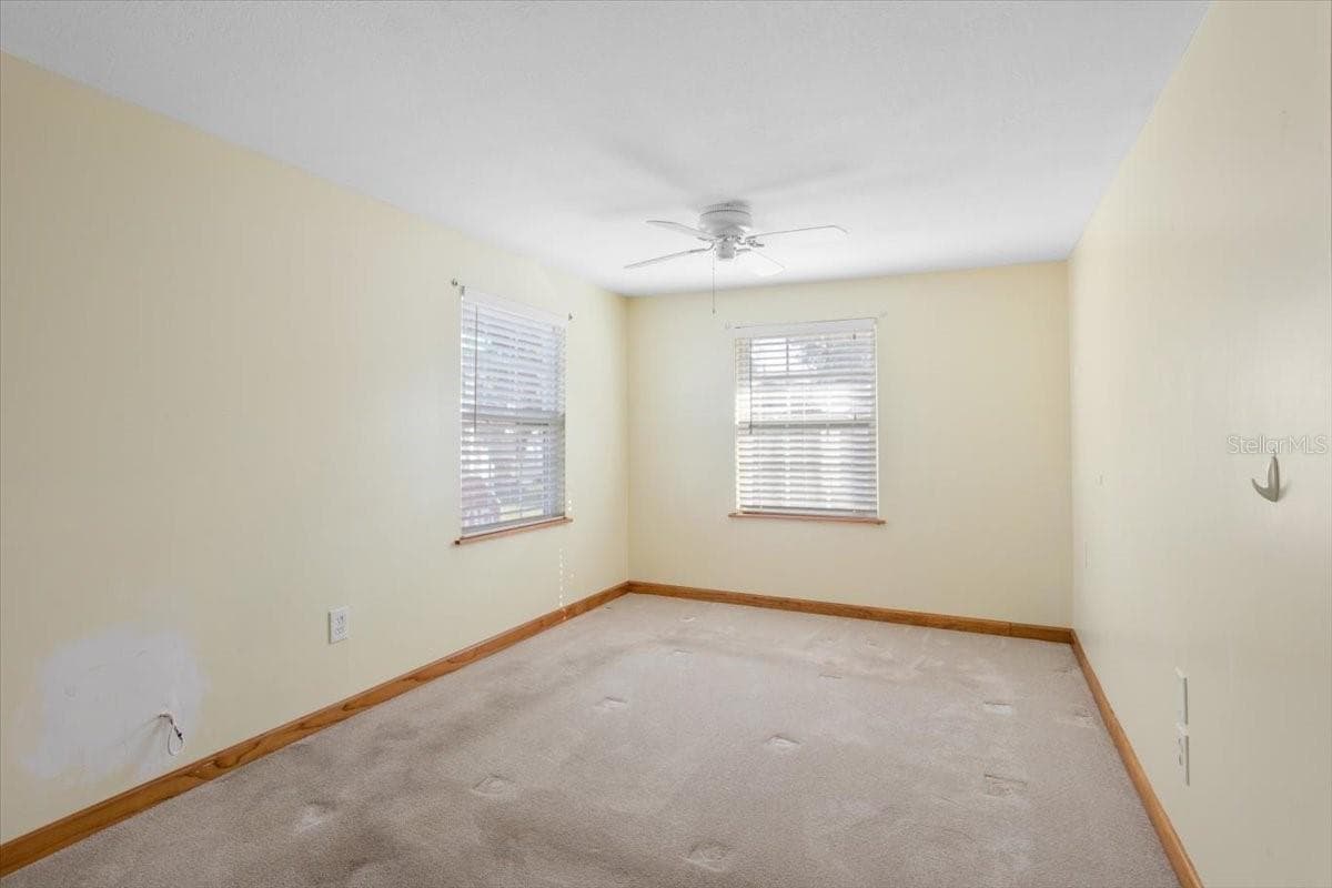 6 SEMINOLE DRIVE — photo 12 of 27