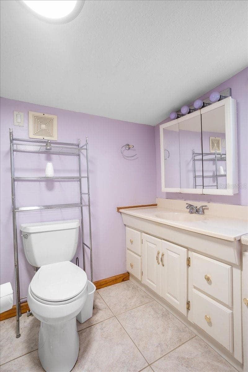 6 SEMINOLE DRIVE — photo 14 of 27