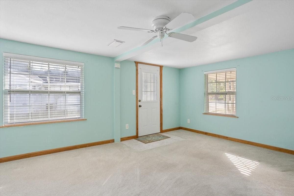 6 SEMINOLE DRIVE — photo 7 of 27