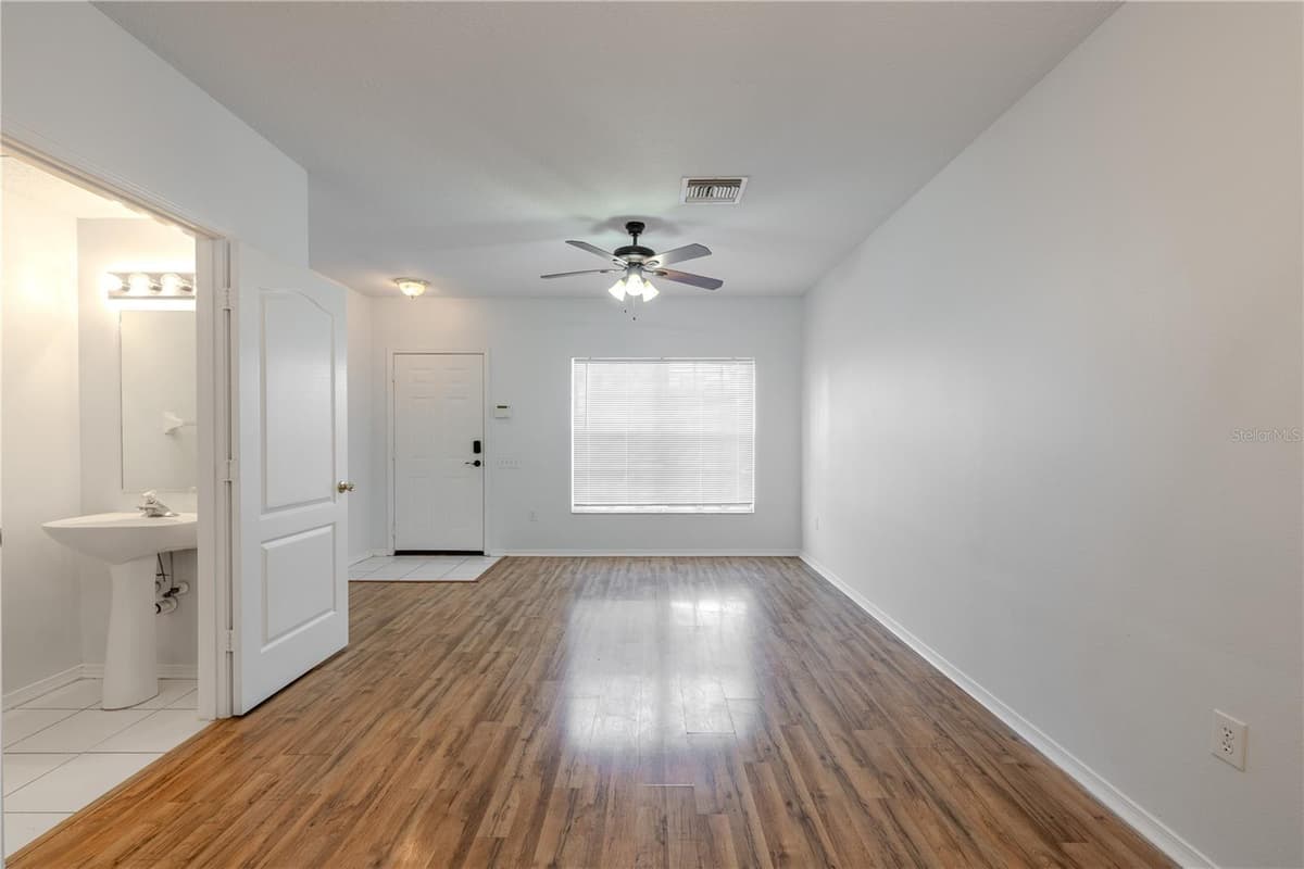 2432 LAKE WOODBERRY CIRCLE — photo 7 of 33