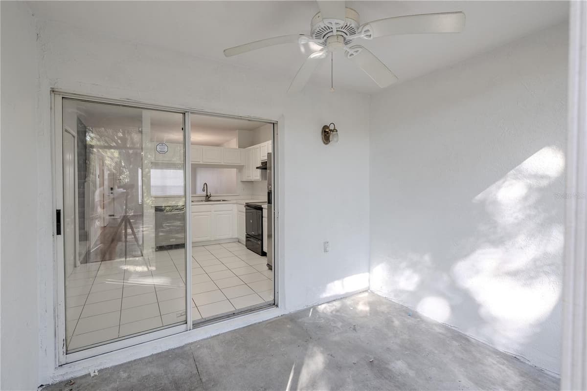 2432 LAKE WOODBERRY CIRCLE — photo 14 of 33