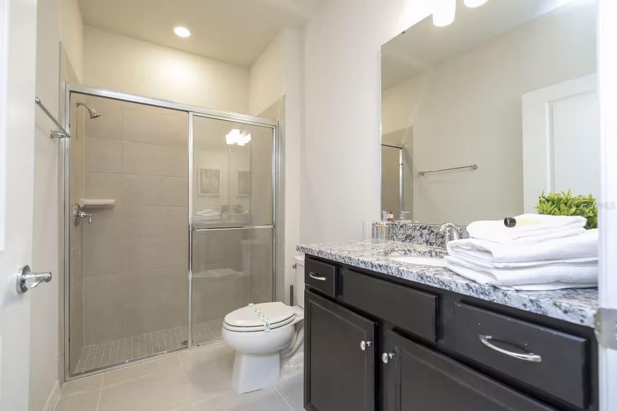 4294 LANA AVENUE — photo 24 of 64