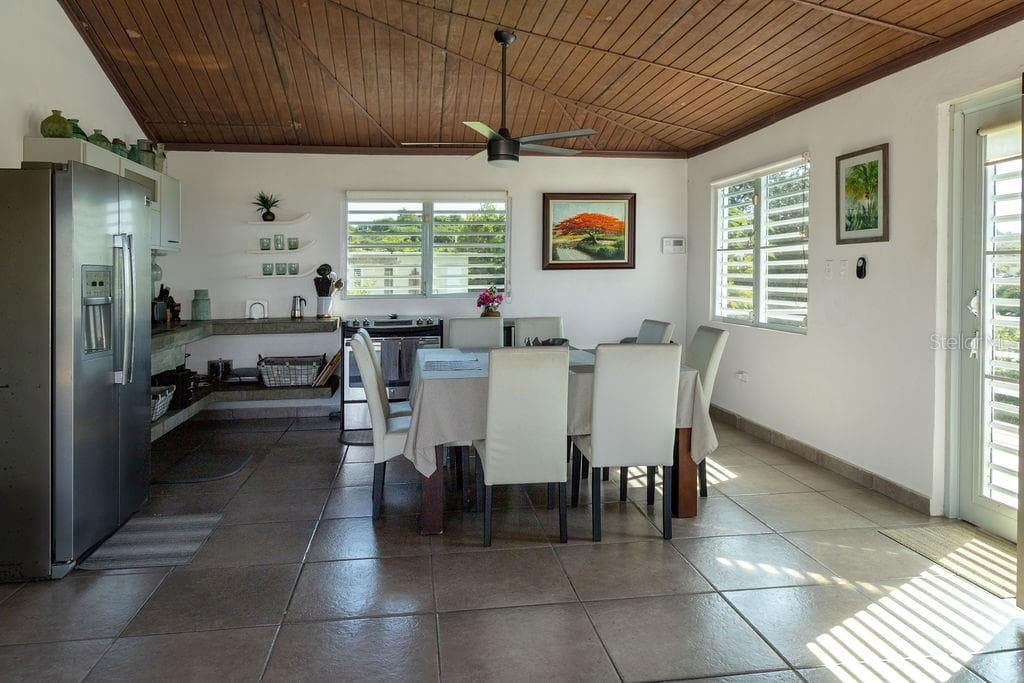 590-A CALLE 16, COMM VILLA BORINQUEN — photo 12 of 26