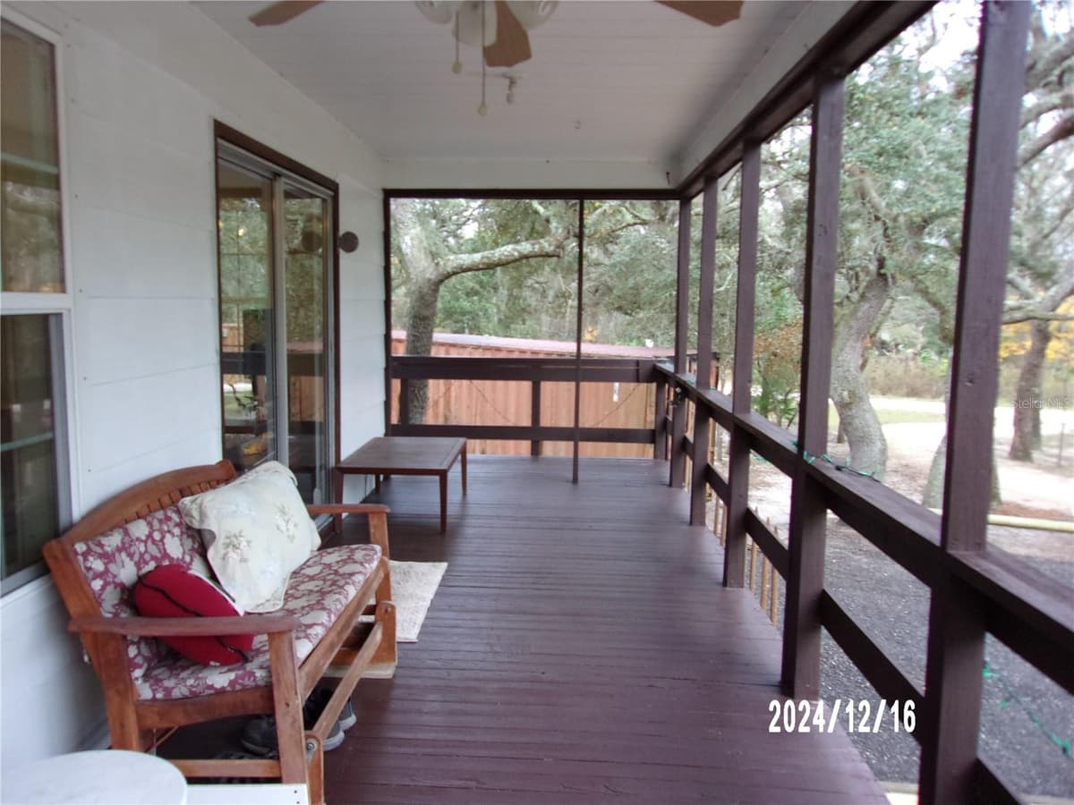 17935 10TH PLACE — photo 39 of 96