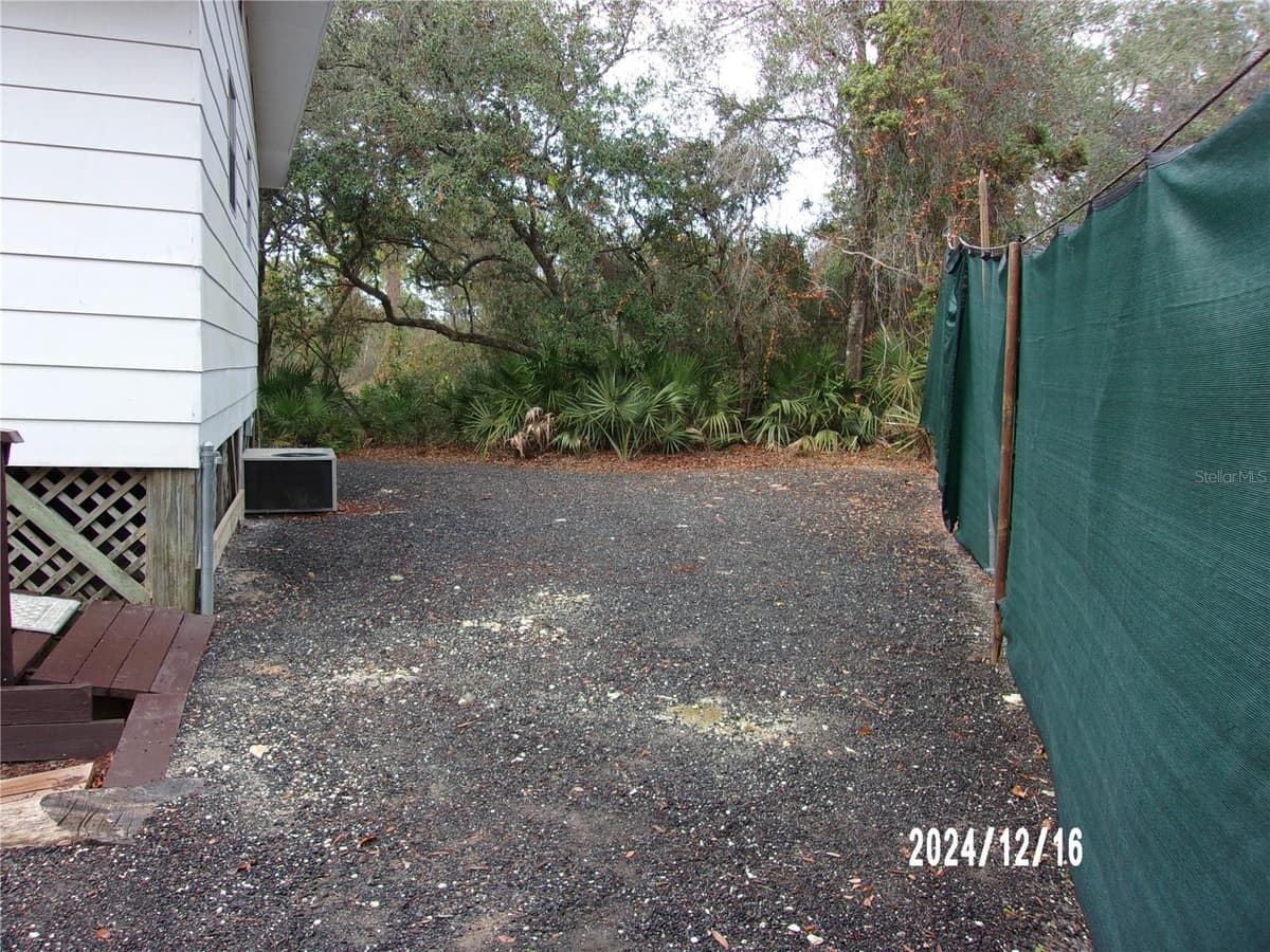 17935 10TH PLACE — photo 9 of 96