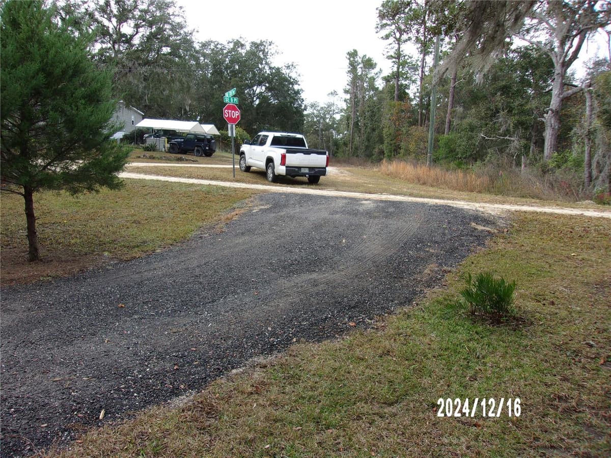 17935 10TH PLACE — photo 14 of 96