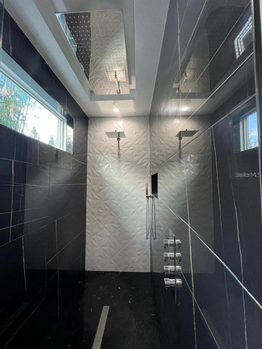 6524 6TH AVENUE — photo 33 of 44