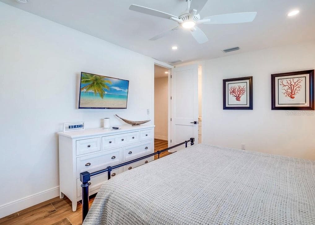 9403 GULF DR — photo 35 of 69