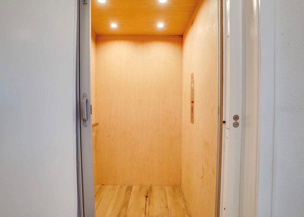 9403 GULF DR — photo 45 of 69
