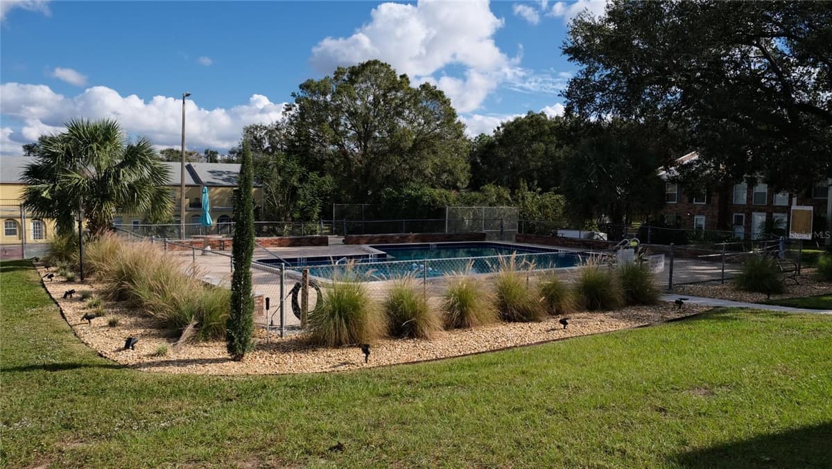 5850 CYPRESS GARDENS BOULEVARD — photo 3 of 34