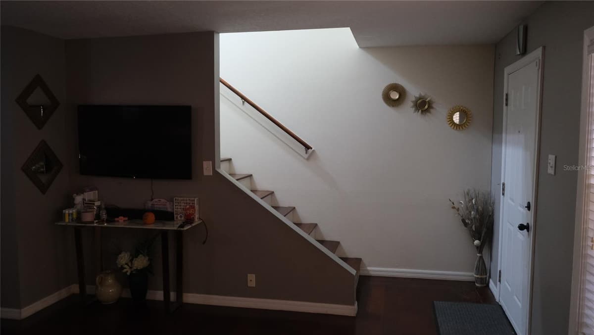 5850 CYPRESS GARDENS BOULEVARD — photo 16 of 34