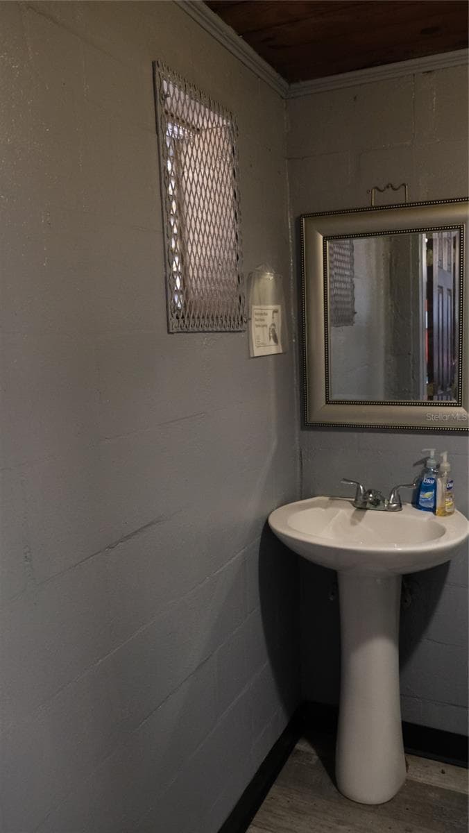 34 4TH STREET — photo 19 of 38