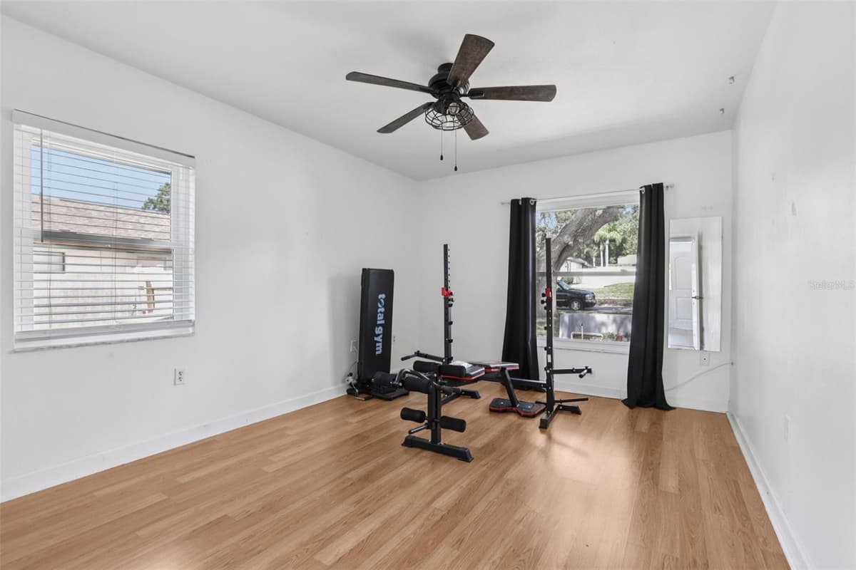 1009 BLACK KNIGHT DRIVE — photo 37 of 62