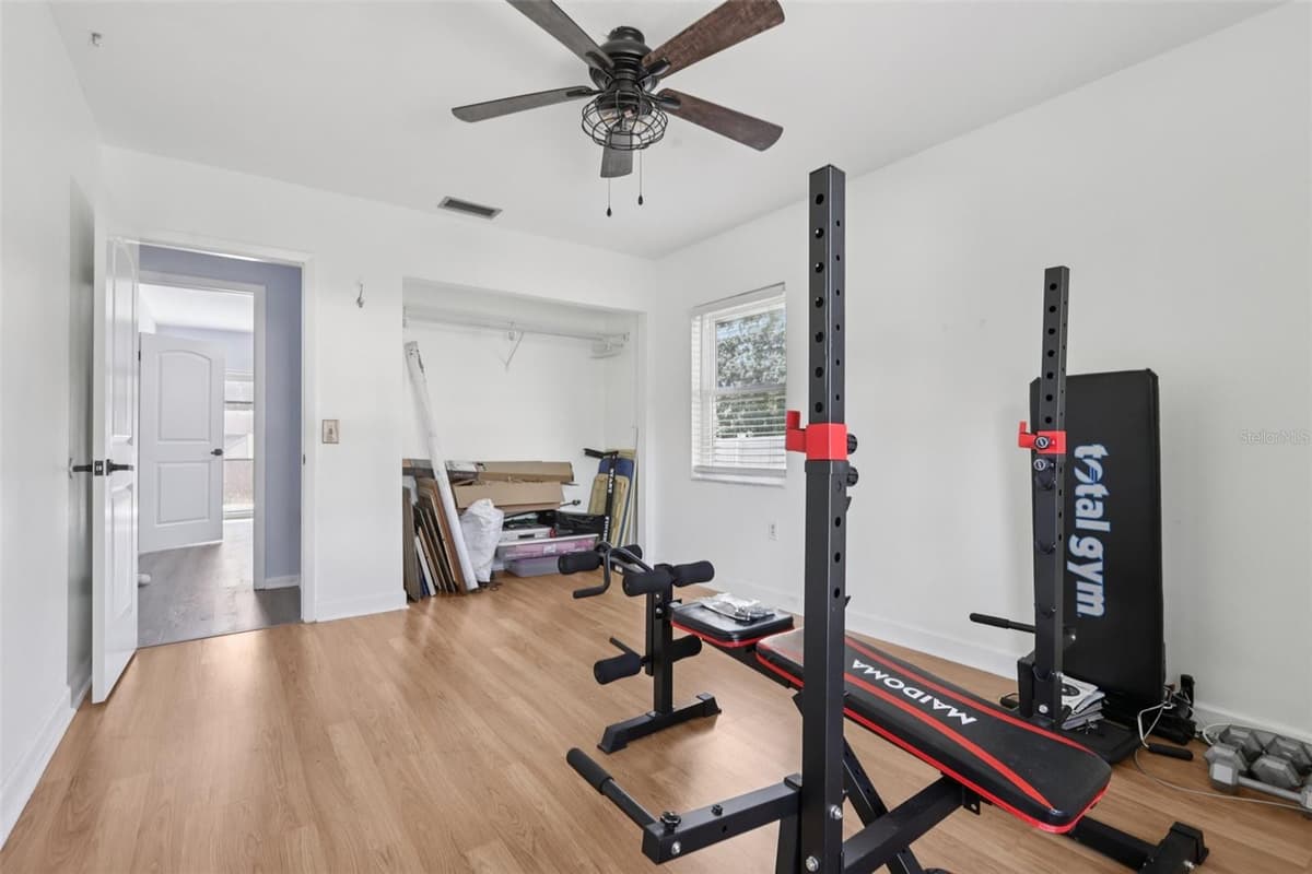 1009 BLACK KNIGHT DRIVE — photo 38 of 62